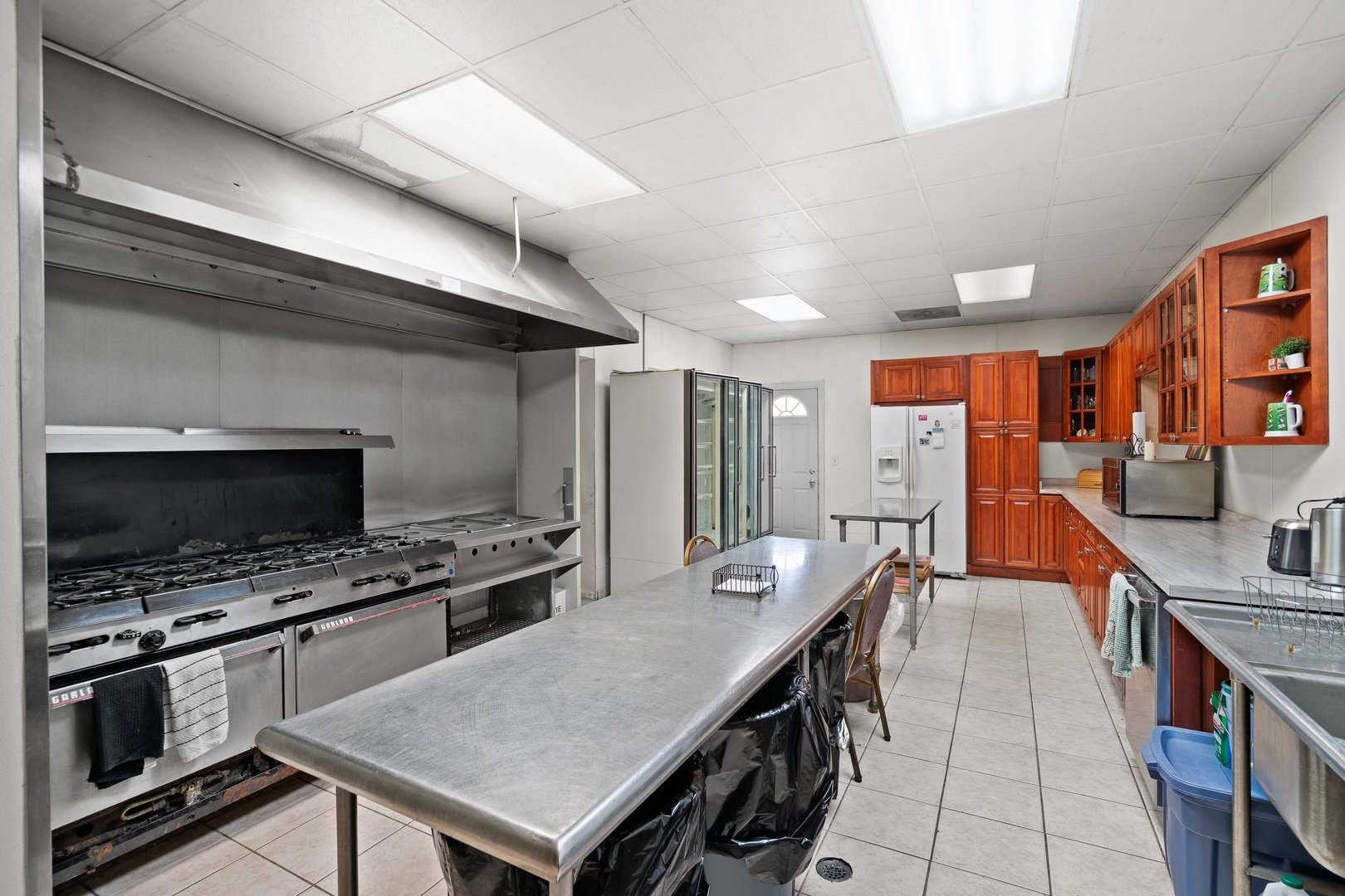 5844 N Milwaukee Avenue