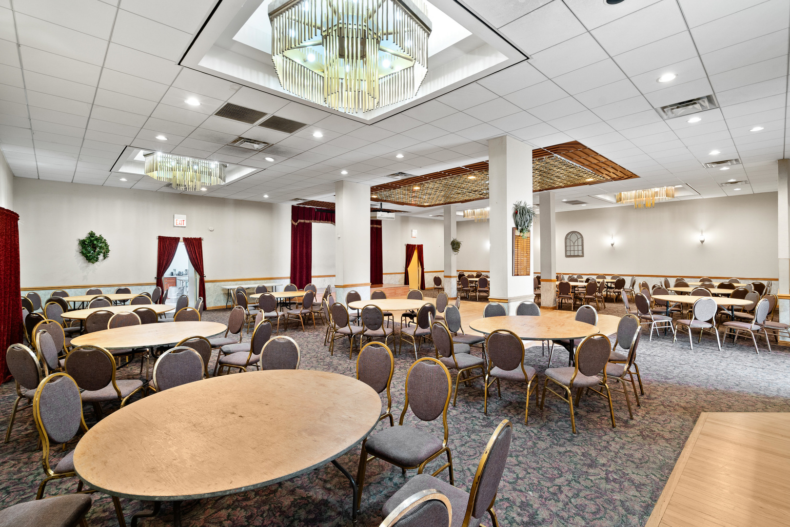 5844 N Milwaukee Avenue