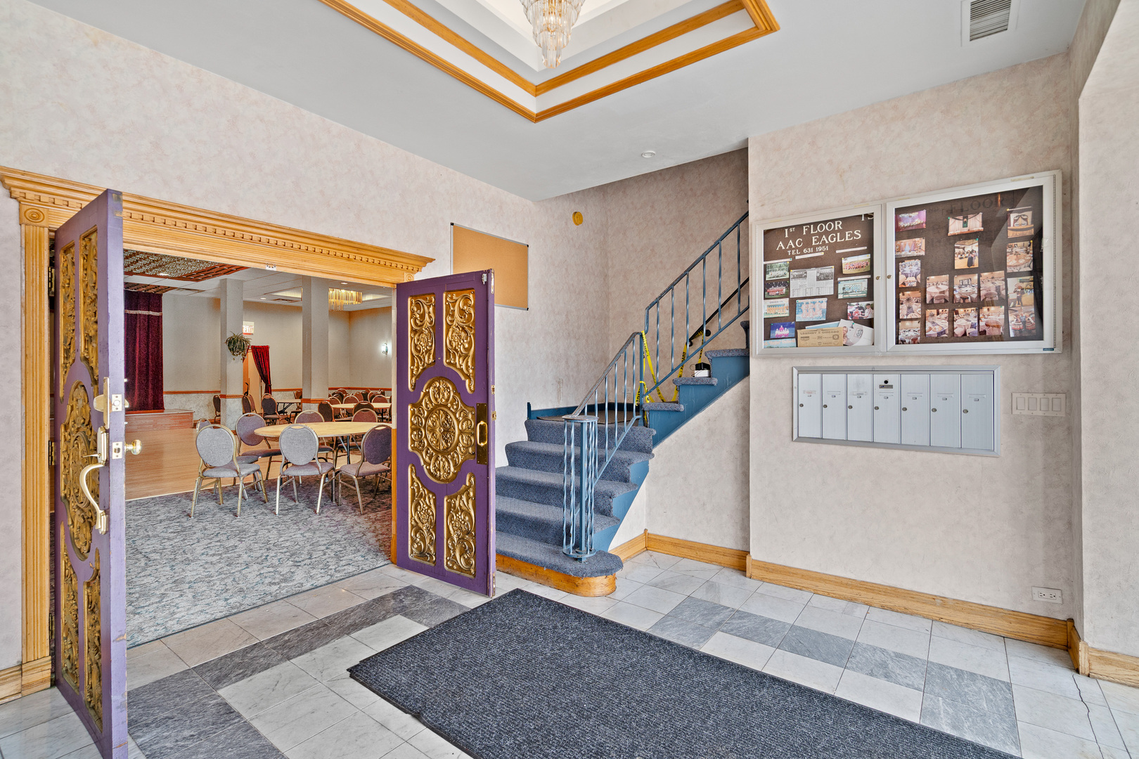 5844 N Milwaukee Avenue