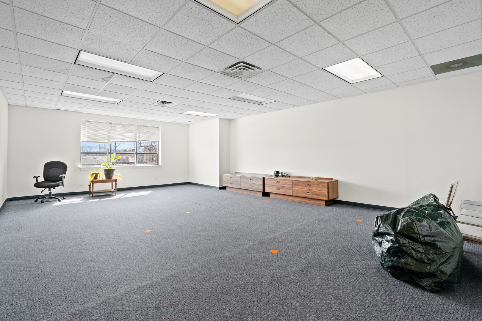 5844 N Milwaukee Avenue