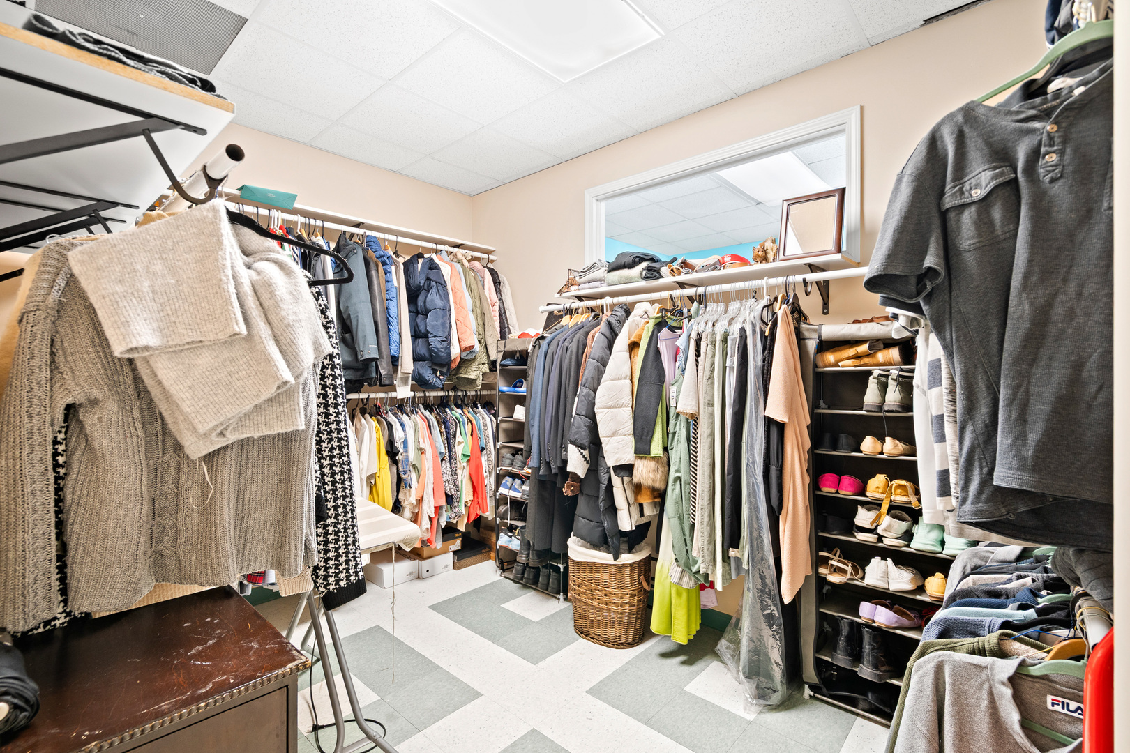 5844 N Milwaukee Avenue