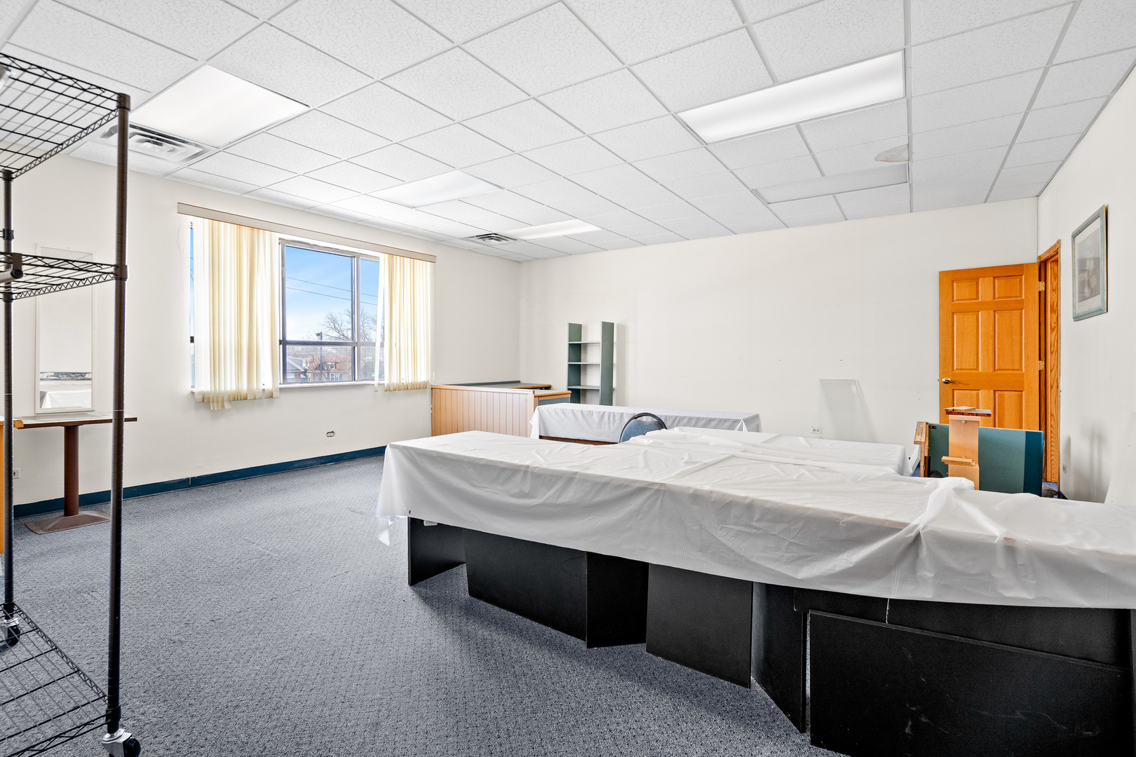 5844 N Milwaukee Avenue