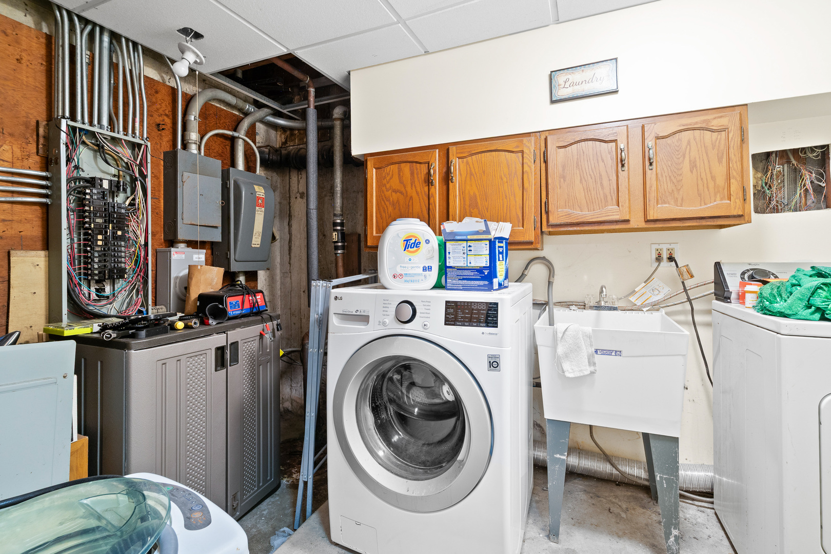 5844 N Milwaukee Avenue