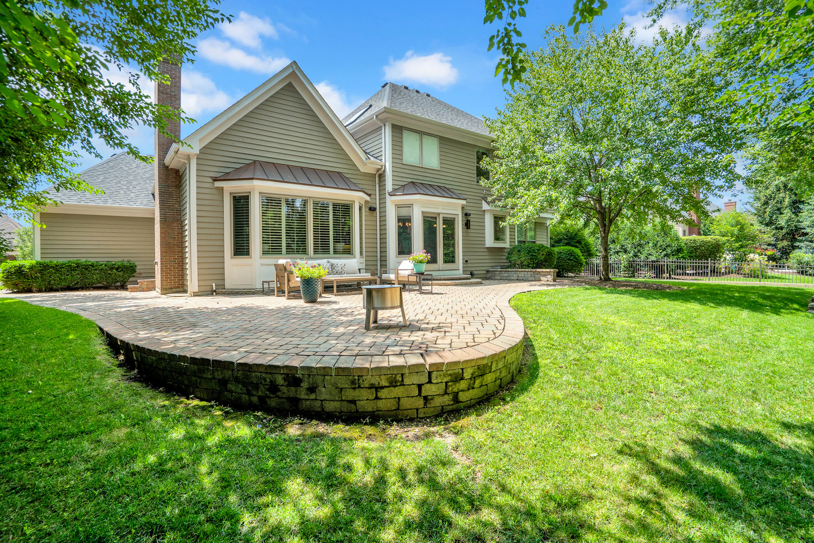 246 HAWK HOLLOW Drive