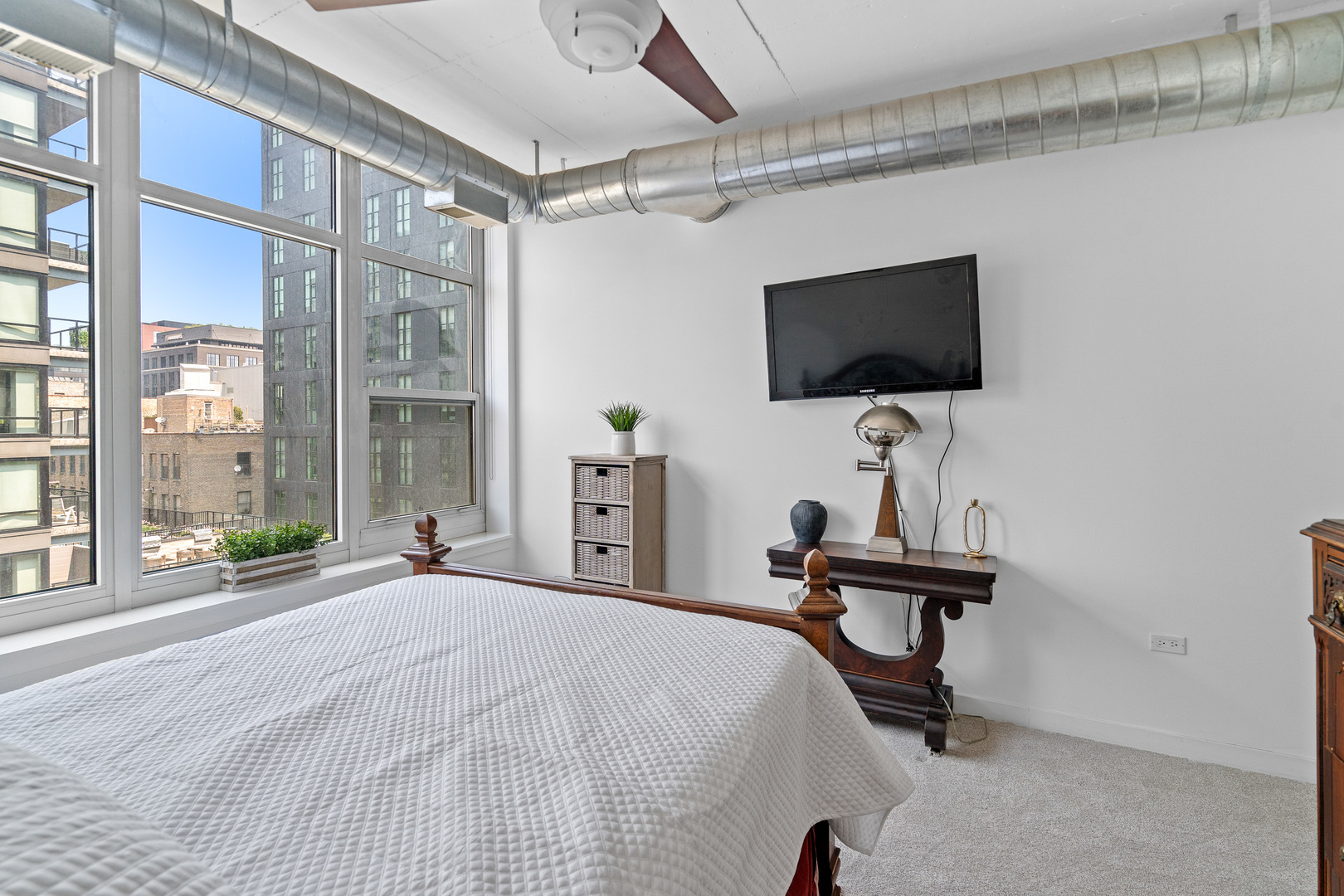 909 W WASHINGTON Boulevard Unit: 509