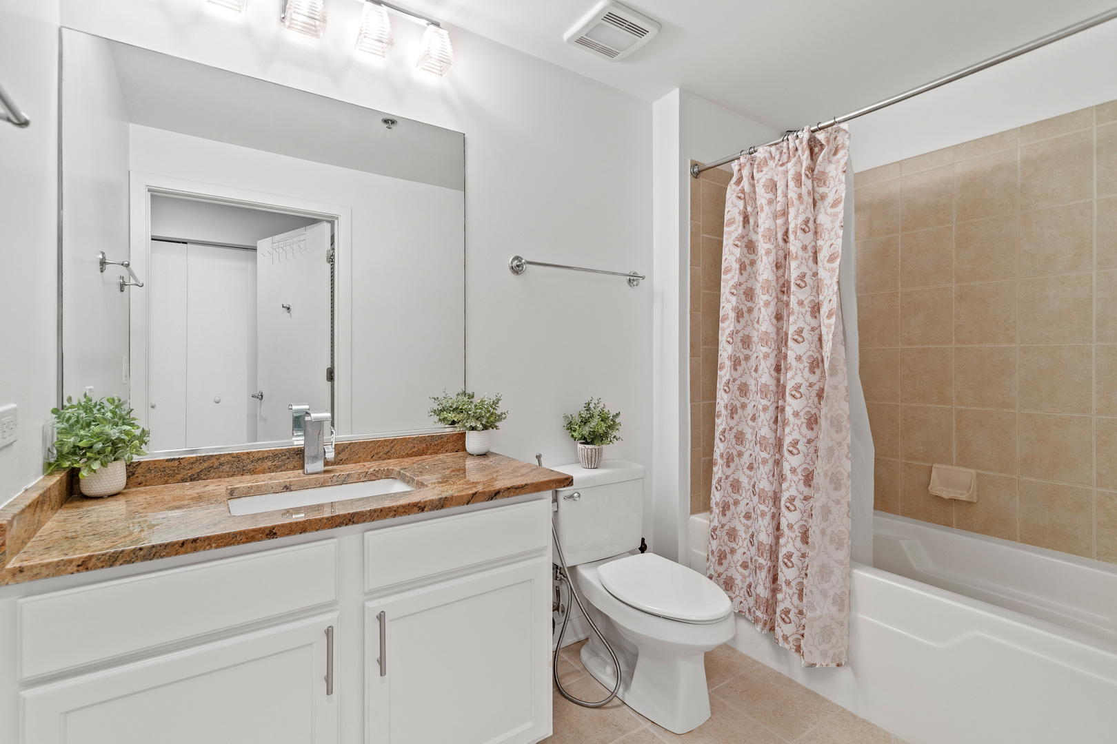 909 W WASHINGTON Boulevard Unit: 509