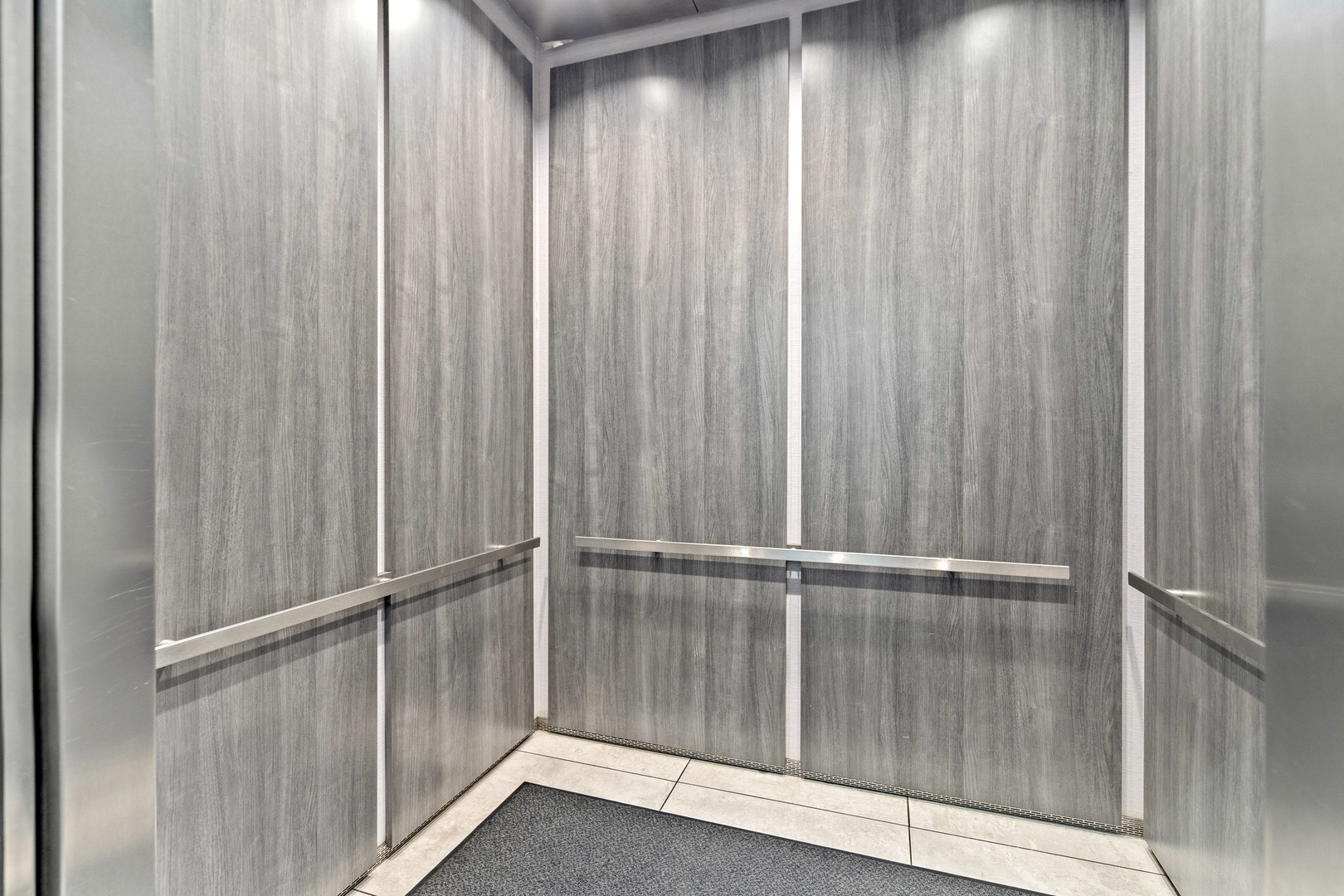 909 W WASHINGTON Boulevard Unit: 509