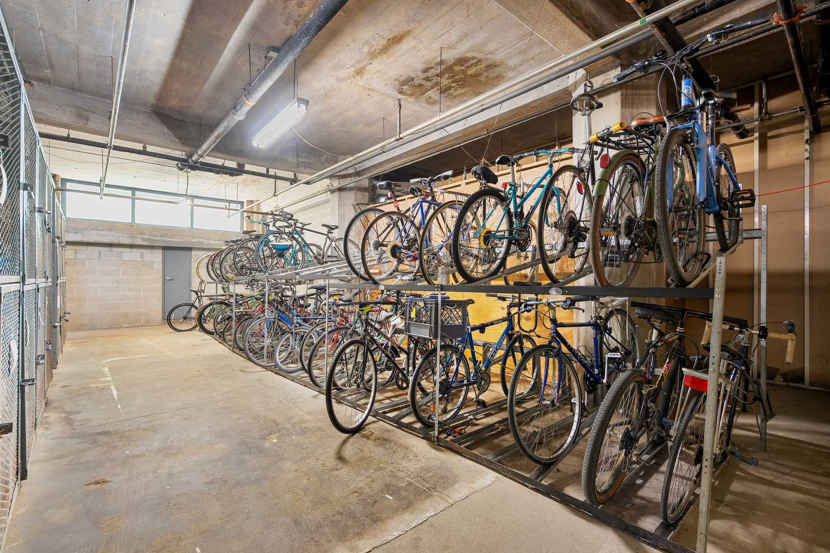 124 W Polk Street Unit: 905