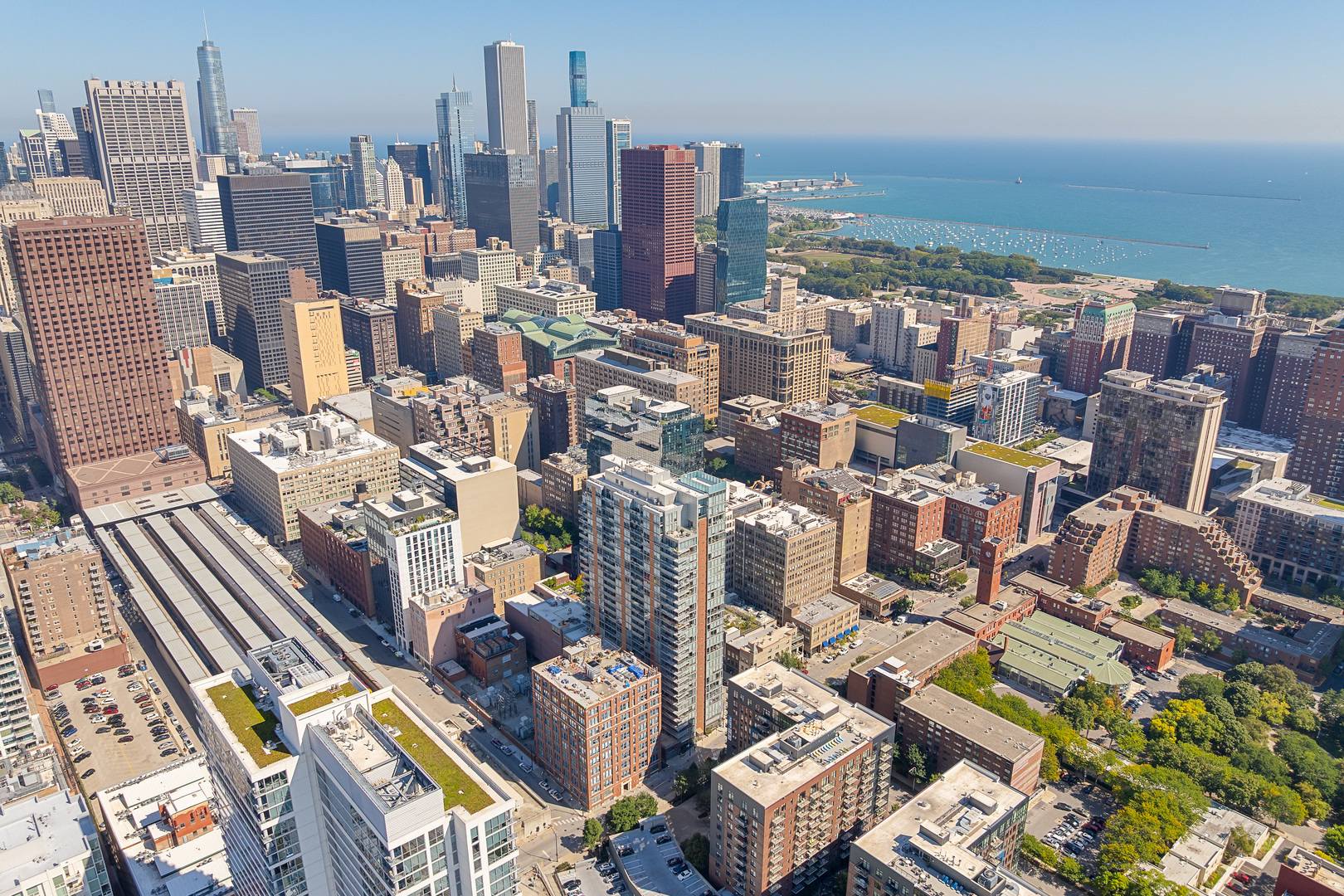 124 W Polk Street Unit: 905