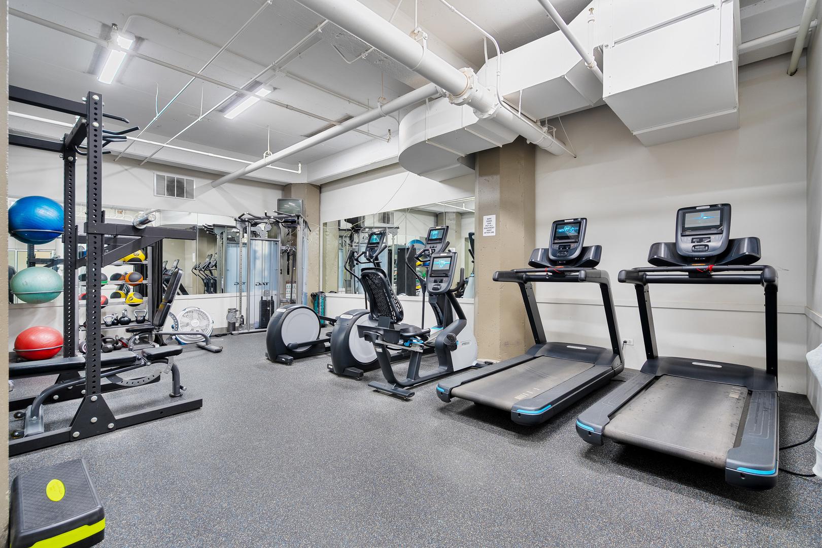 124 W Polk Street Unit: 905