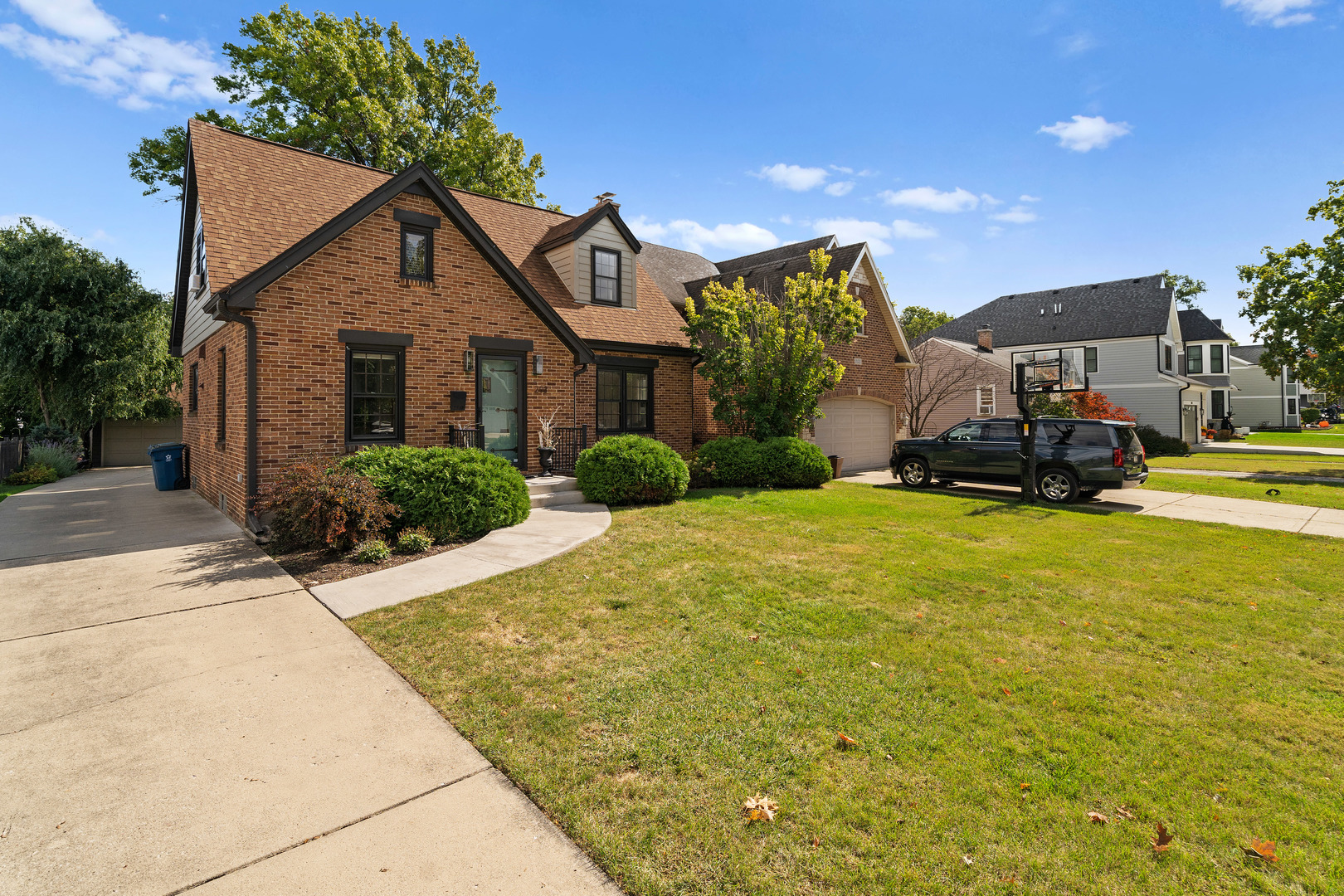 293 N Willow Road