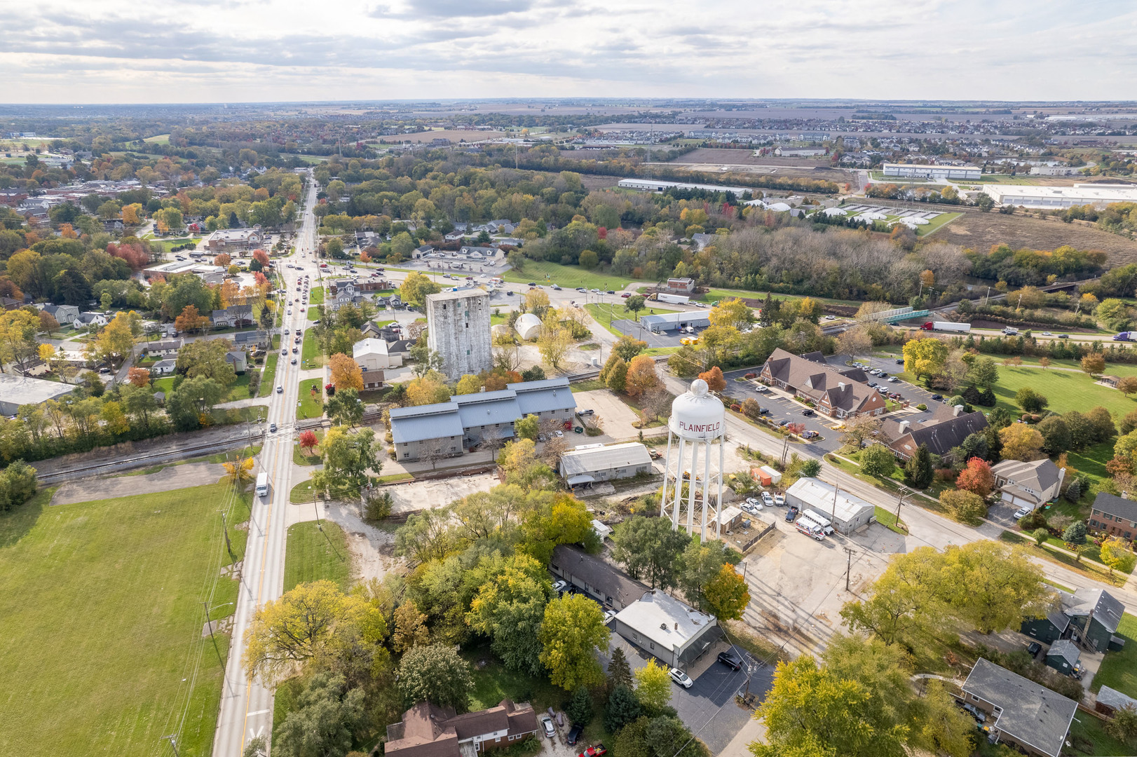 14727 S Naperville Road