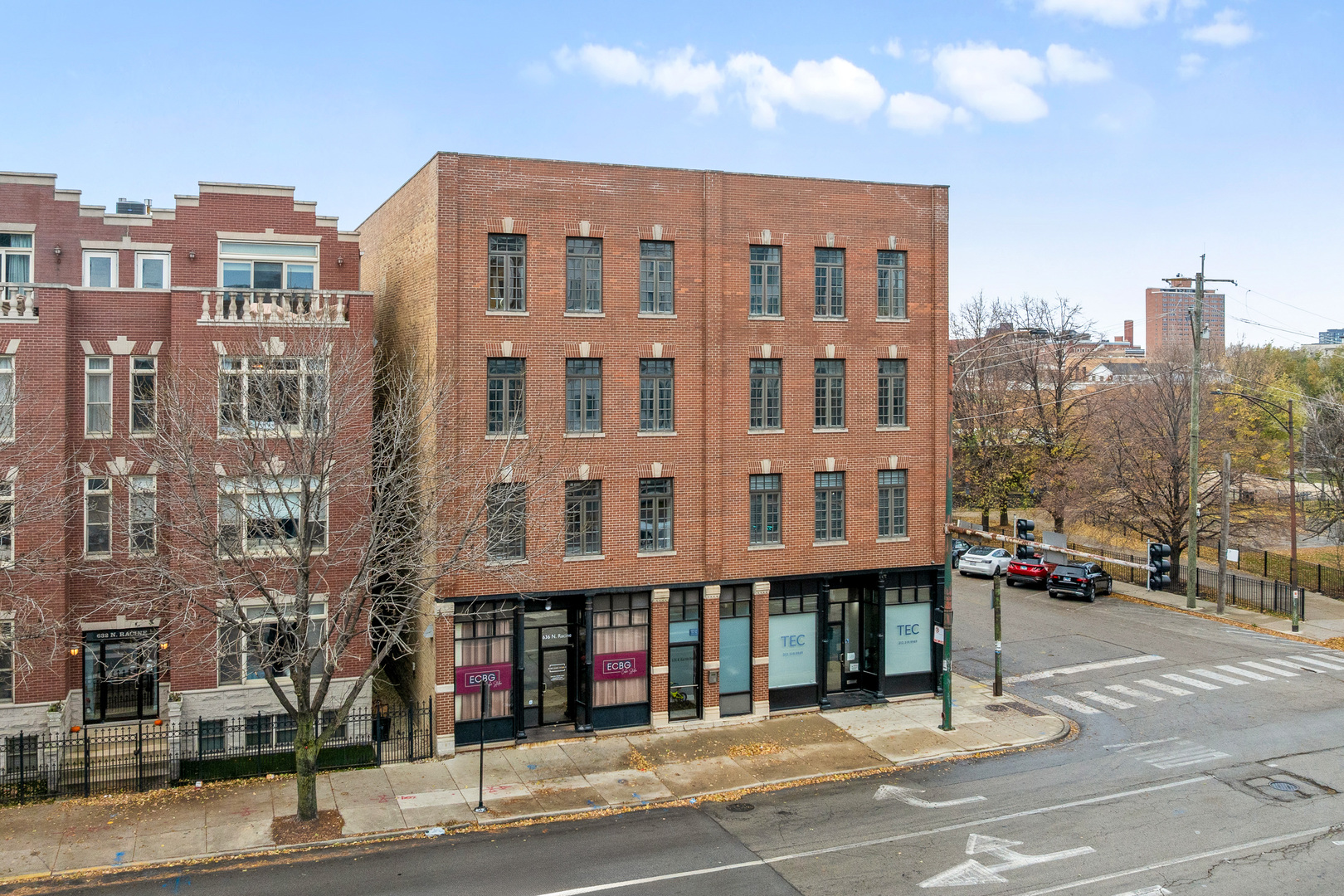 636 N Racine Avenue Unit: 4S