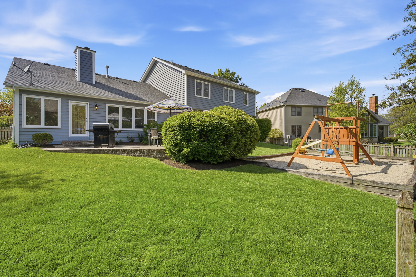 1260 CROMWELL Lane
