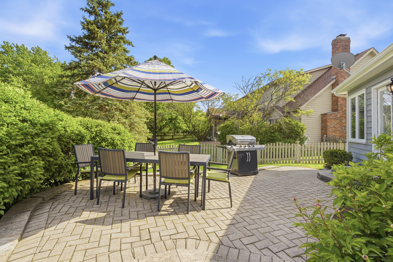 1260 CROMWELL Lane