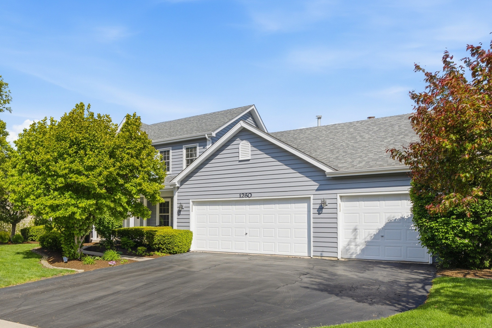 1260 CROMWELL Lane