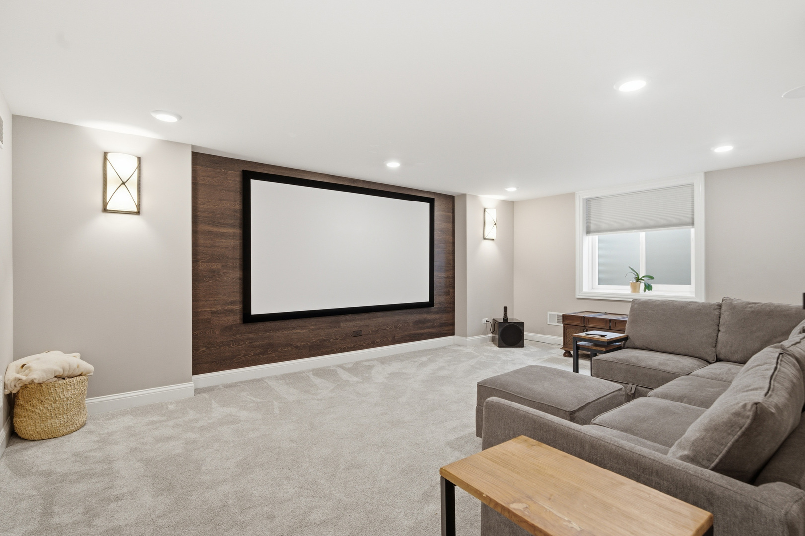 899 Edgewood Drive