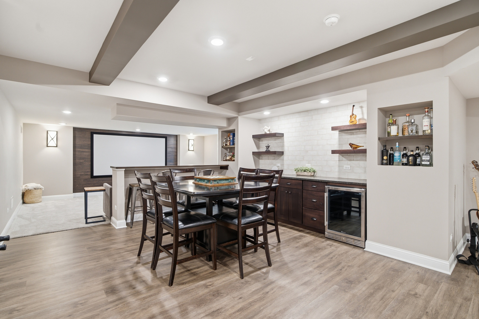 899 Edgewood Drive