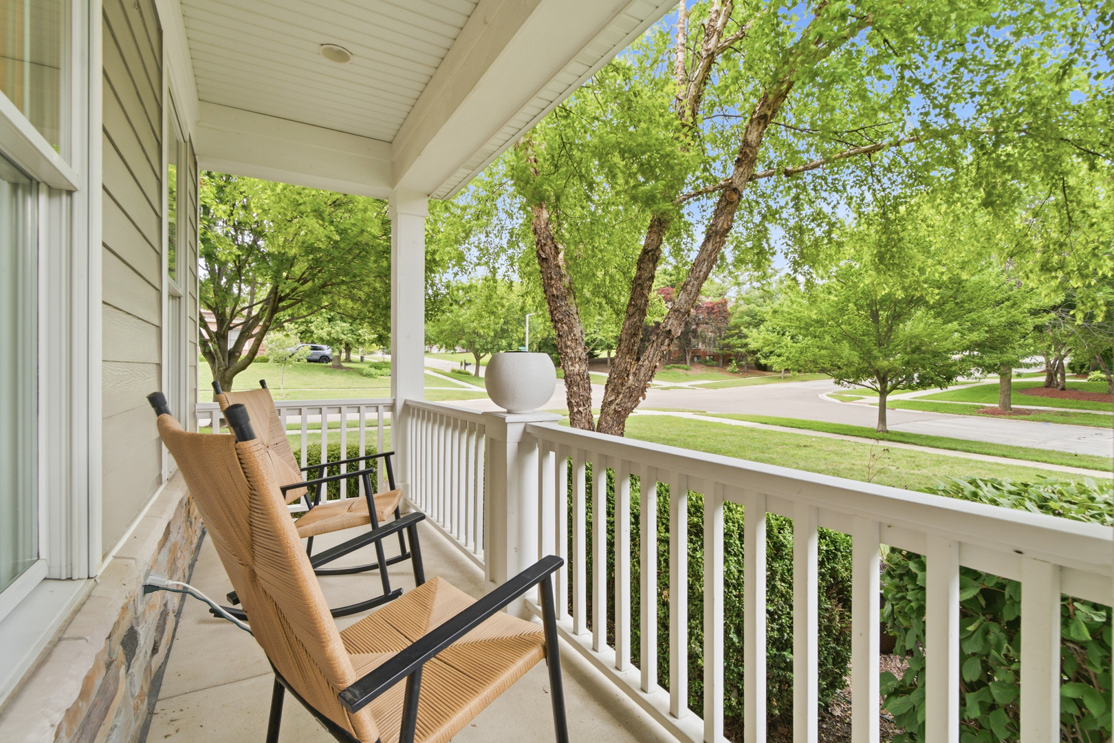 899 Edgewood Drive