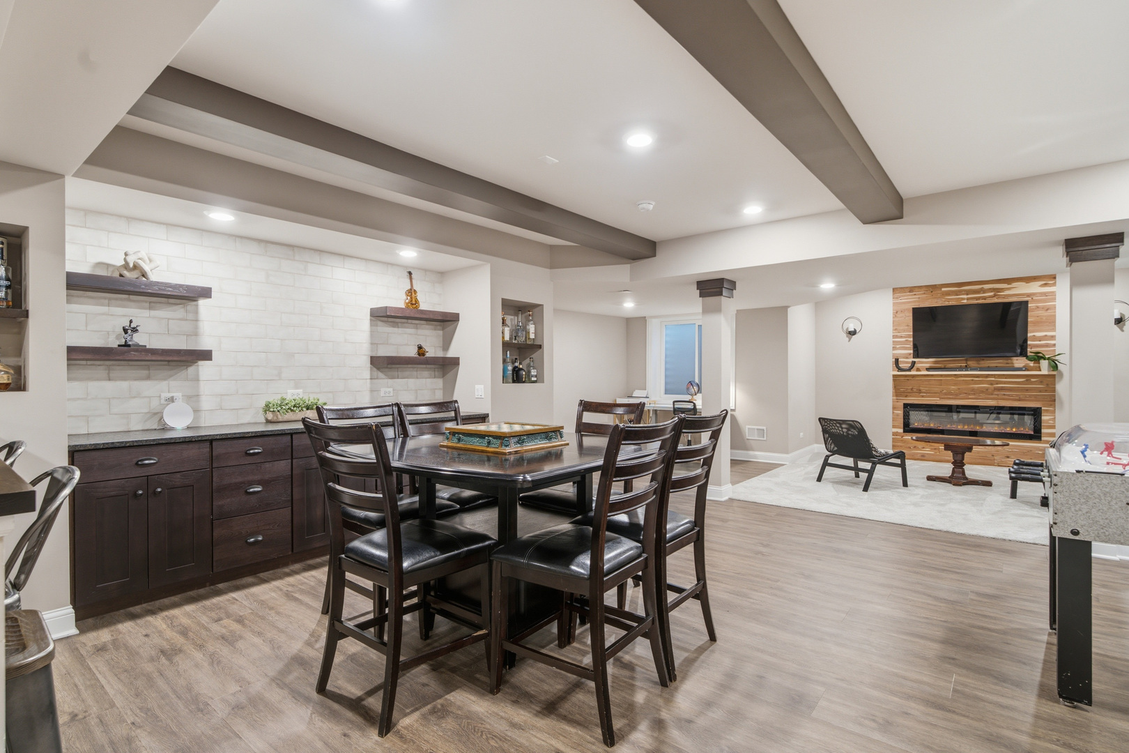 899 Edgewood Drive