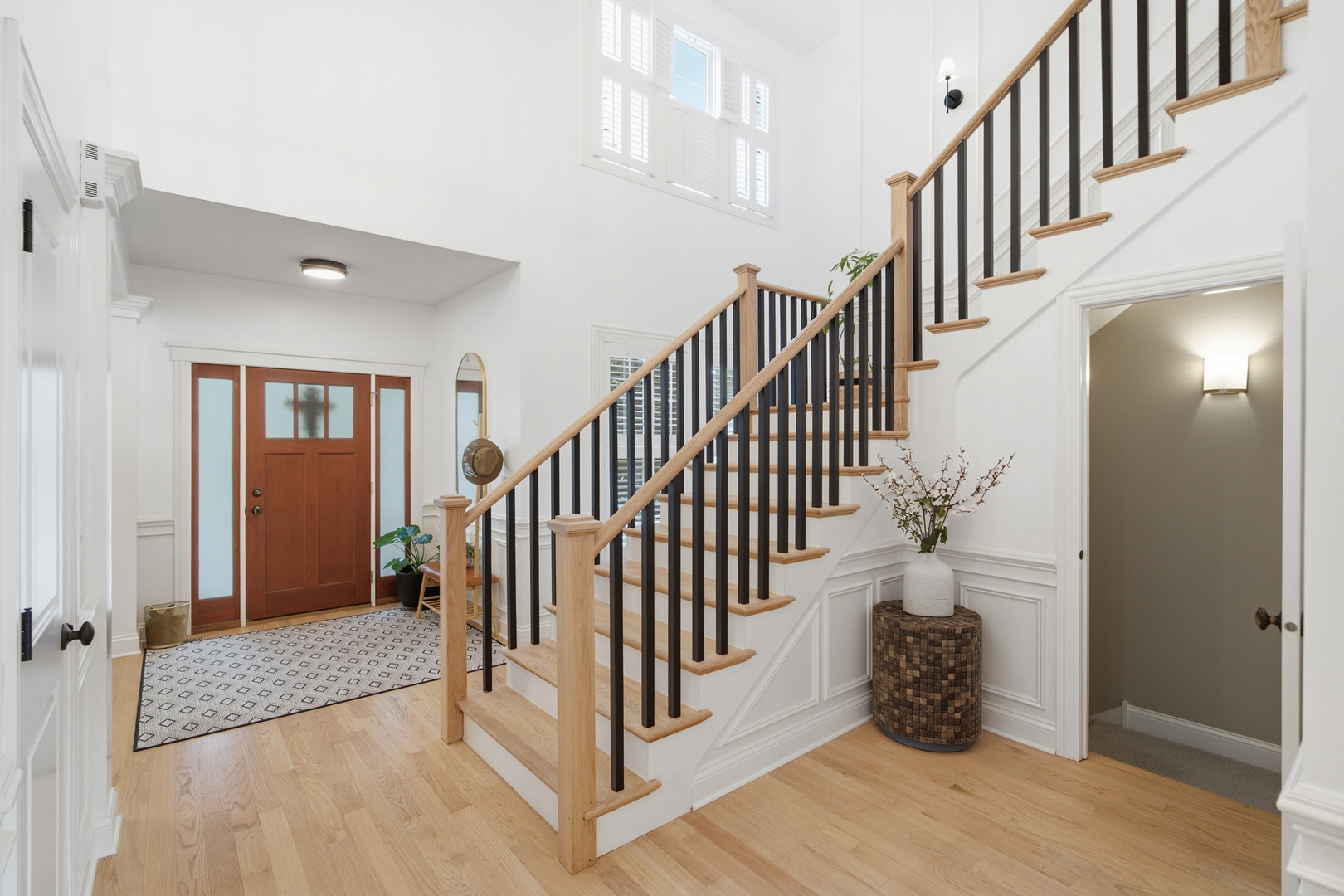 899 Edgewood Drive