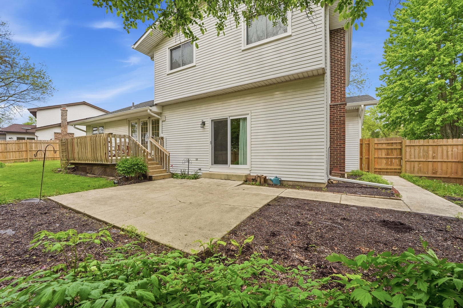 4452 Burgundy Place