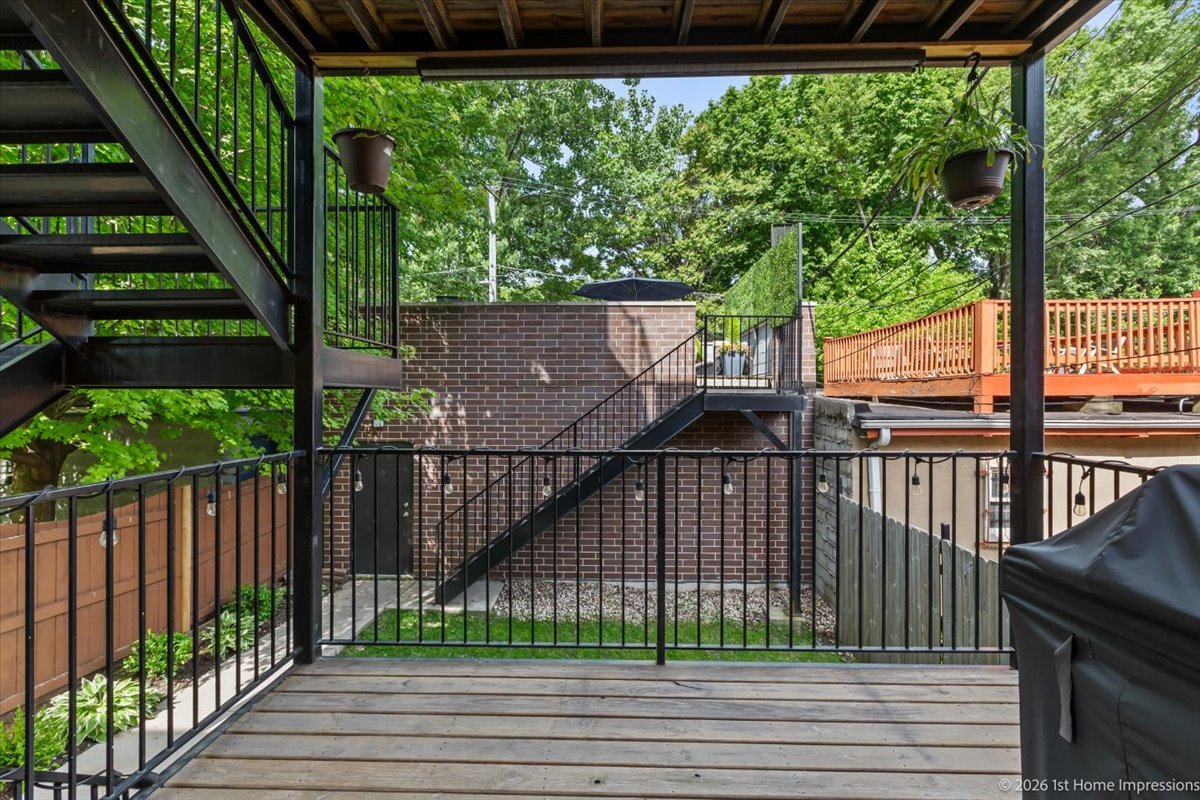 824 S Bell Avenue Unit: 1