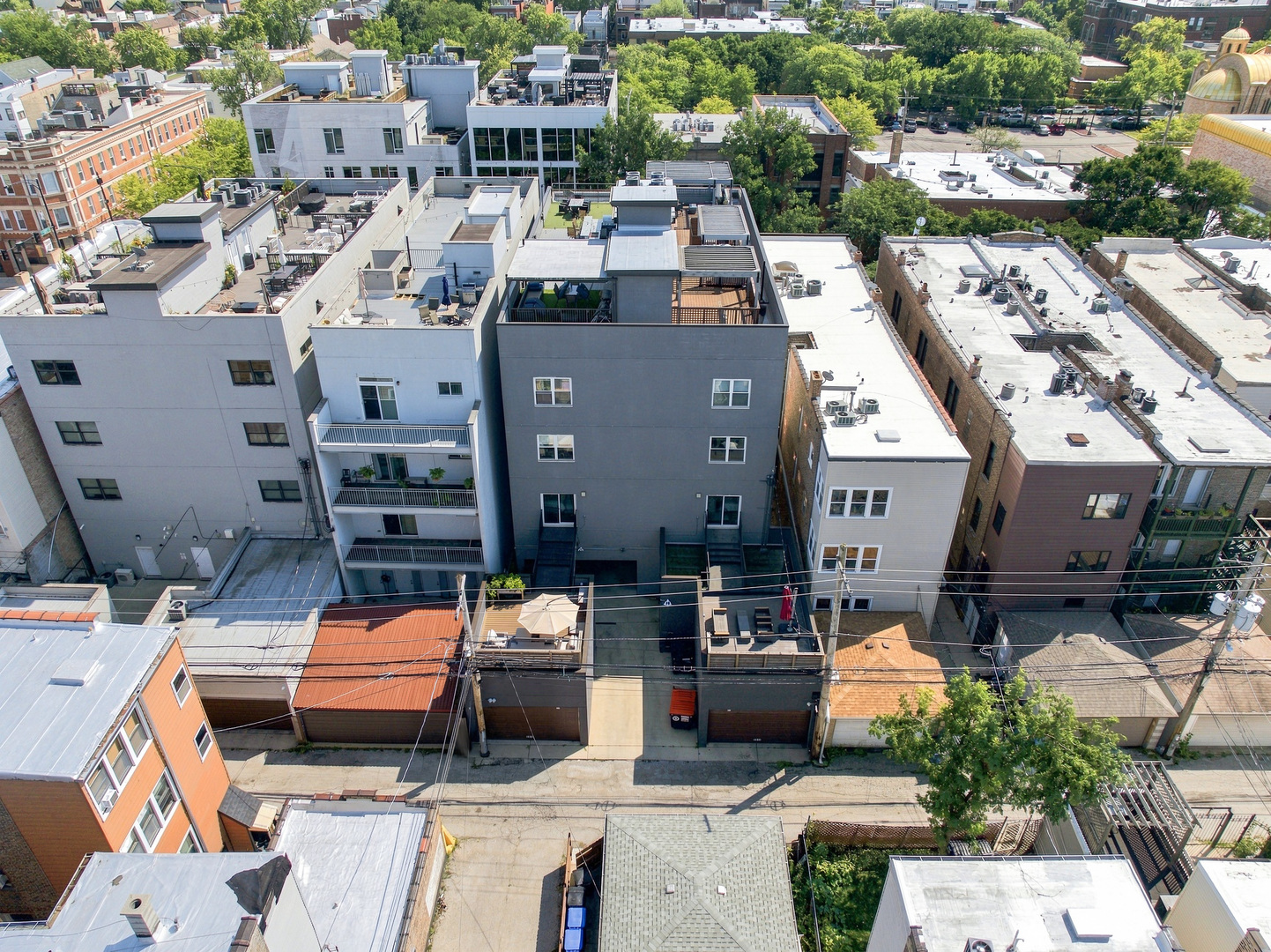 2210 W Chicago Avenue Unit: 2E