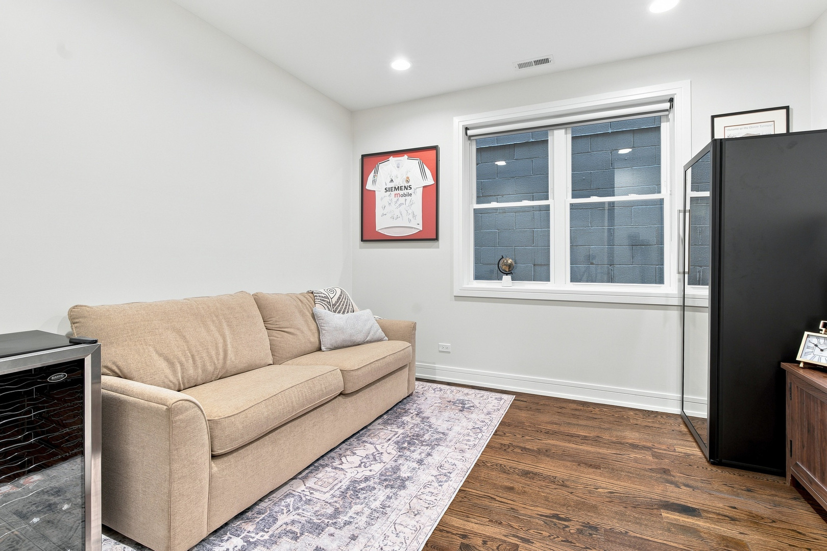 2210 W Chicago Avenue Unit: 2E
