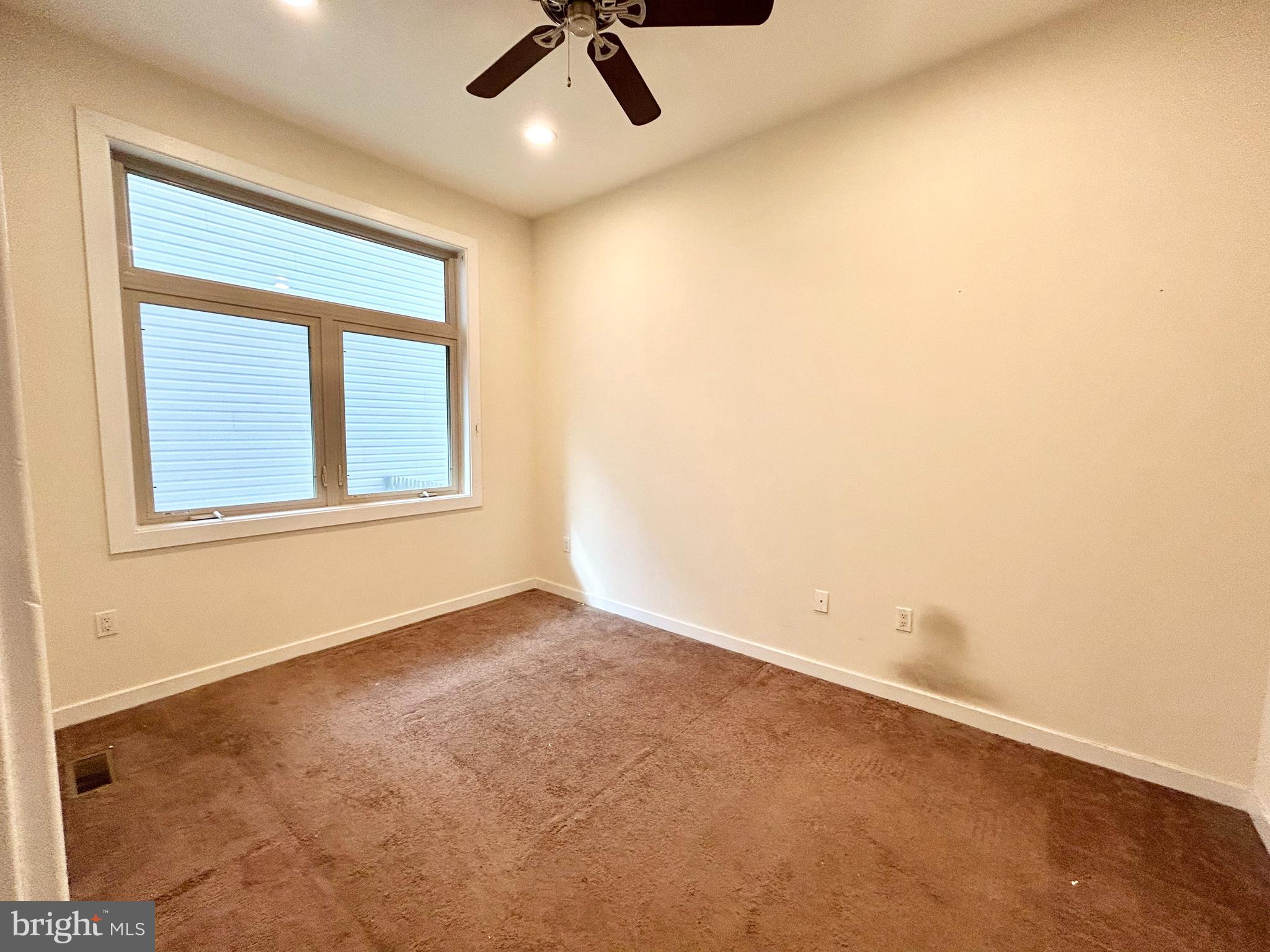 1844 VINEYARD STREET A