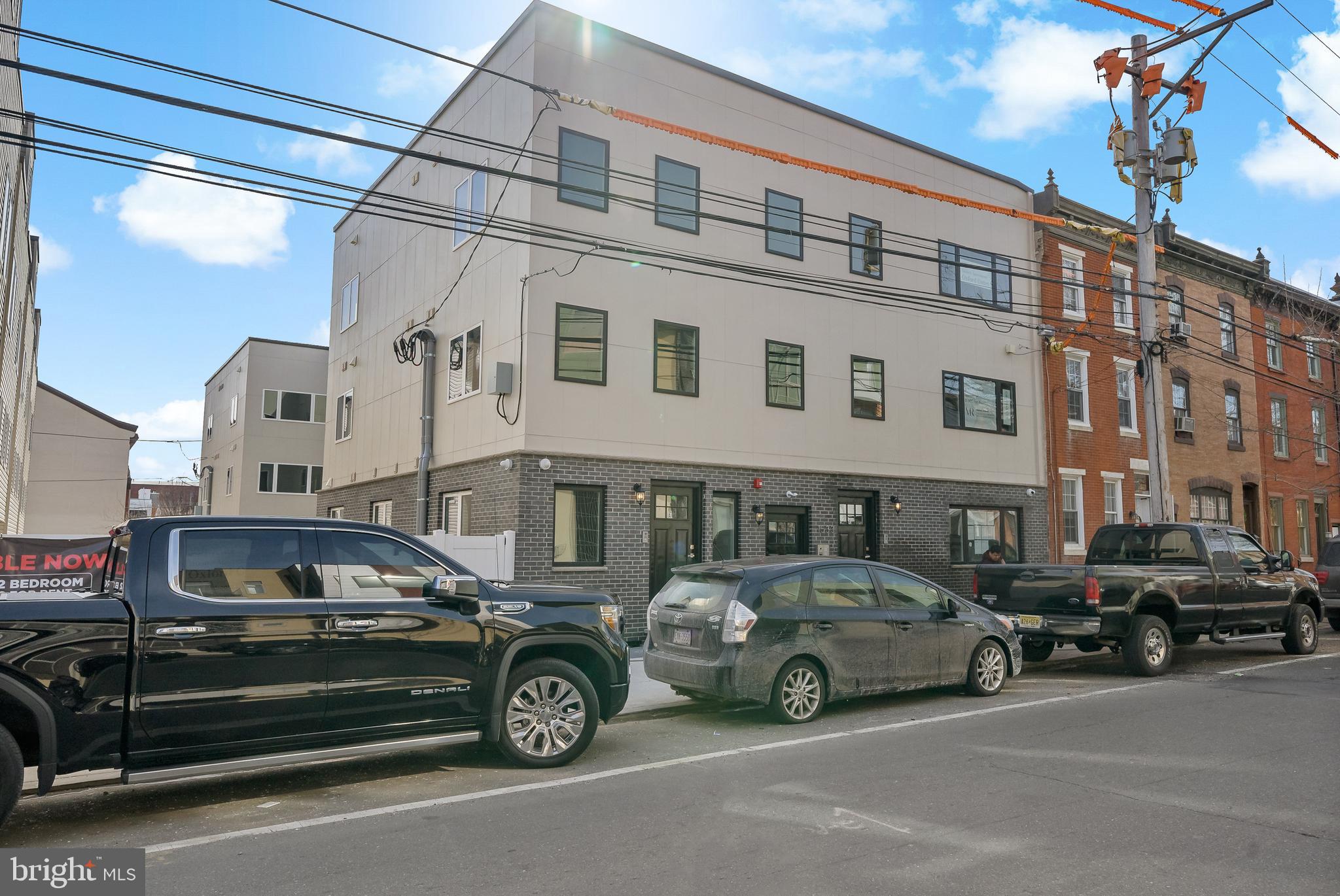 1533 N 2ND STREET 2B