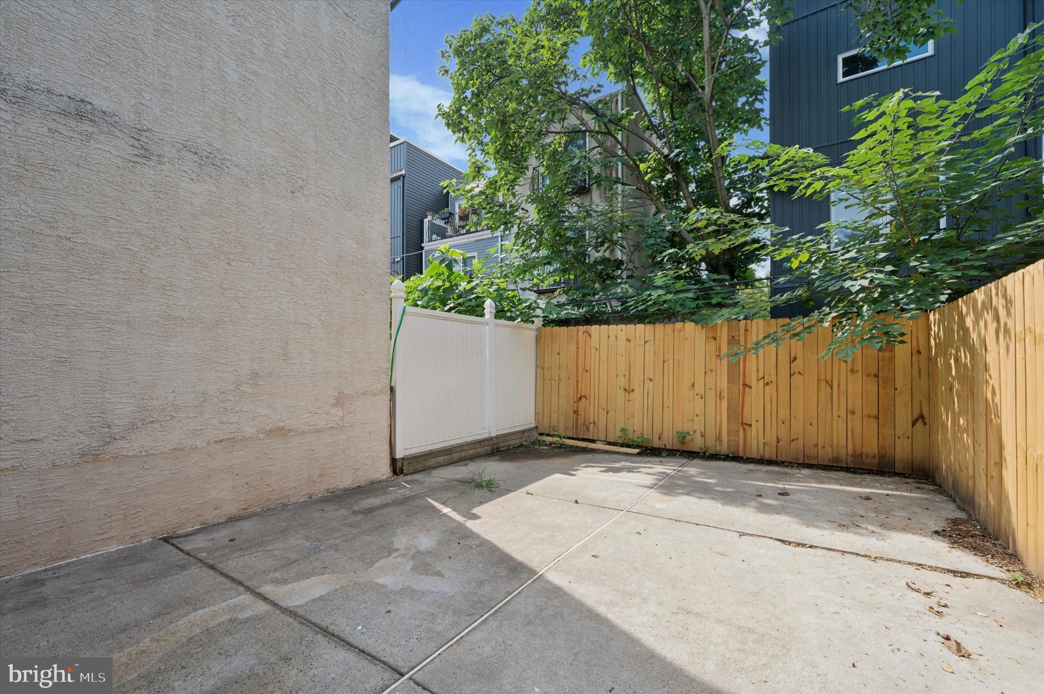 2120 CHRISTIAN STREET 1