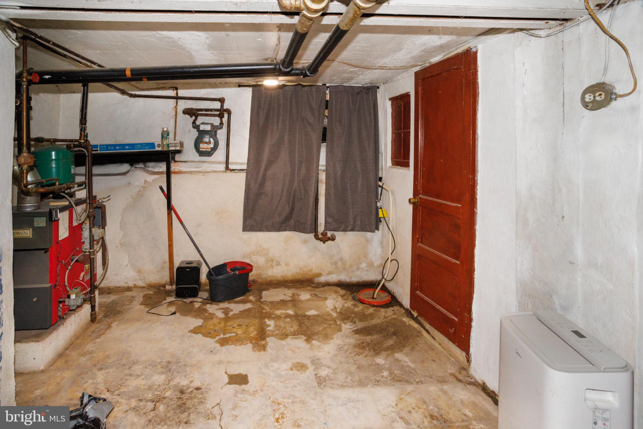 239 E ELEANOR STREET