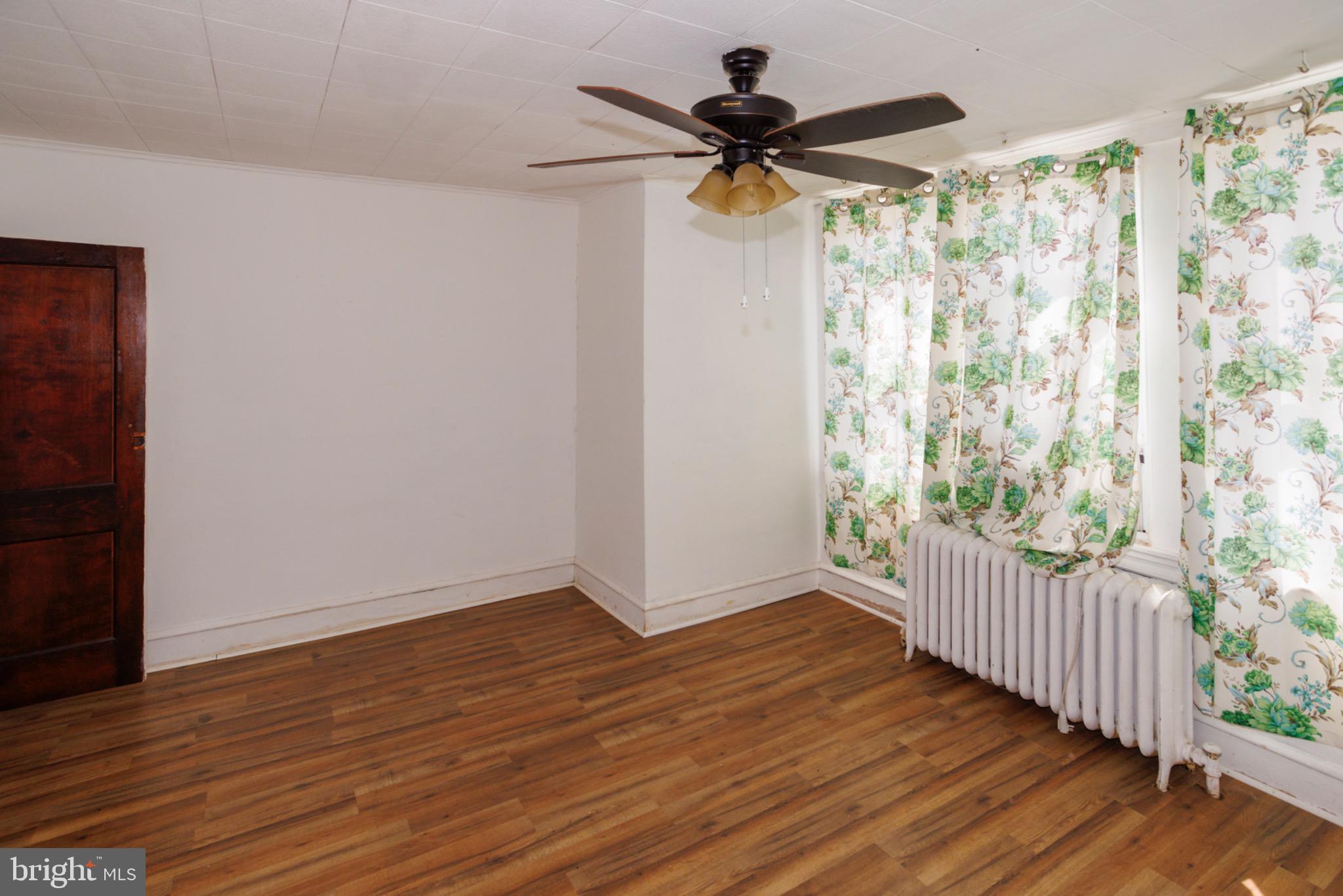 239 E ELEANOR STREET