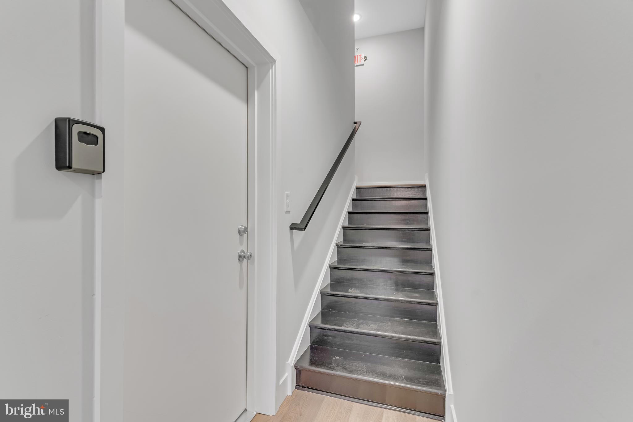 1243 W WESTMORELAND STREET A