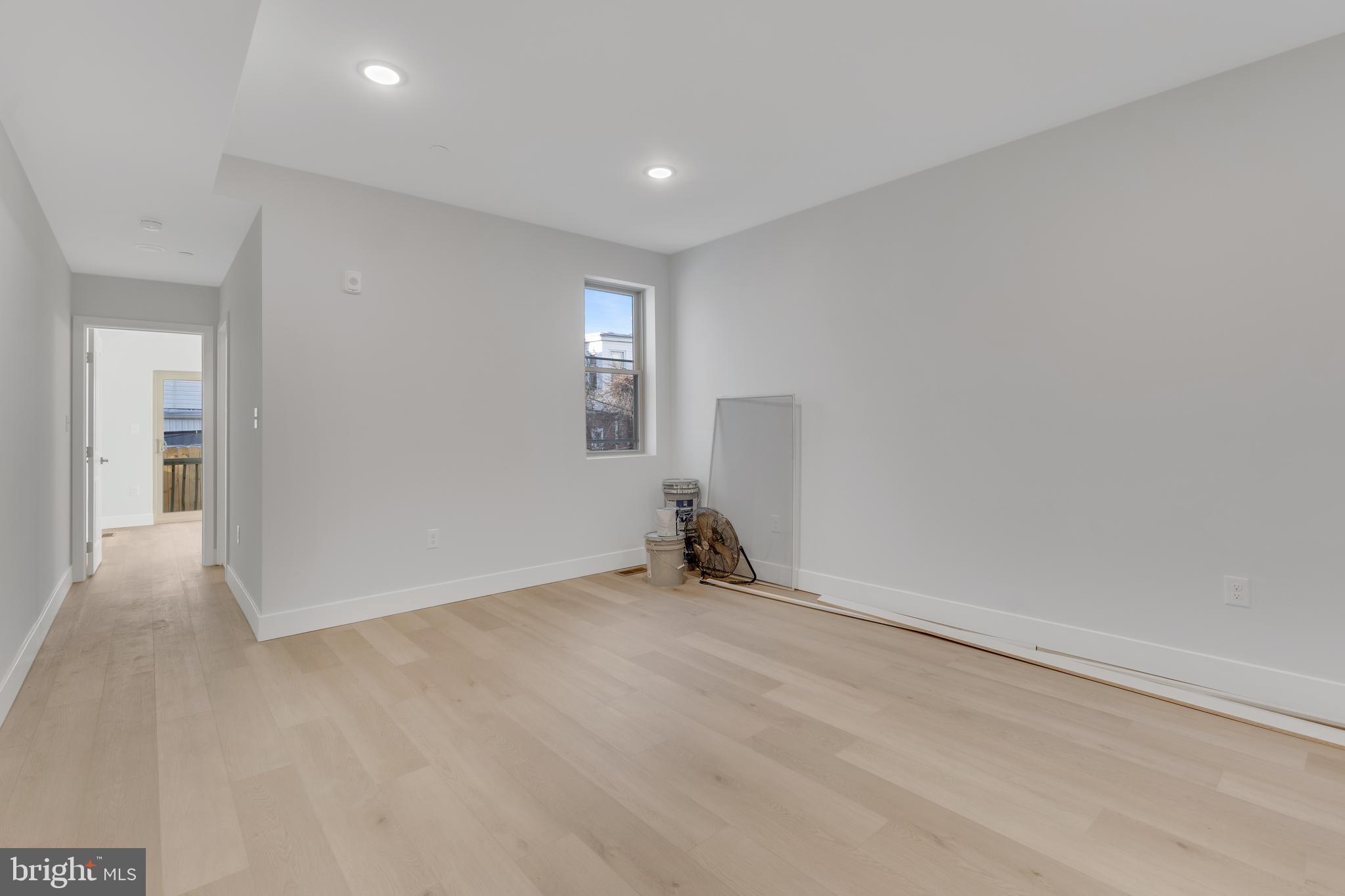 1243 W WESTMORELAND STREET A