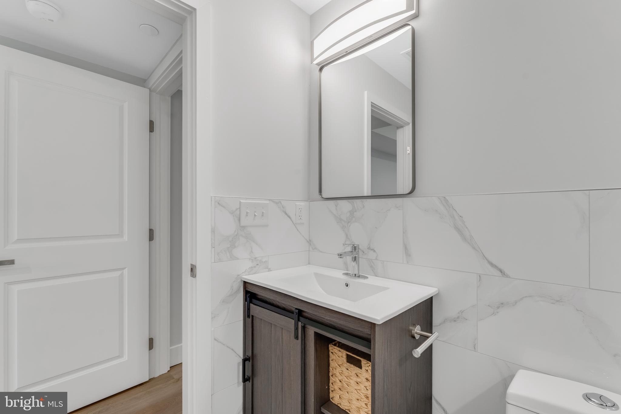 1243 W WESTMORELAND STREET A