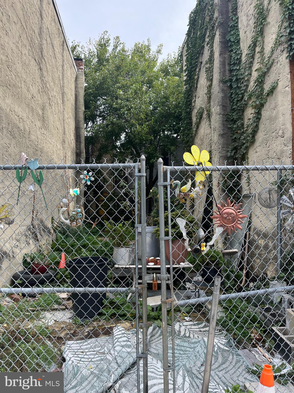 4507 N COLORADO STREET