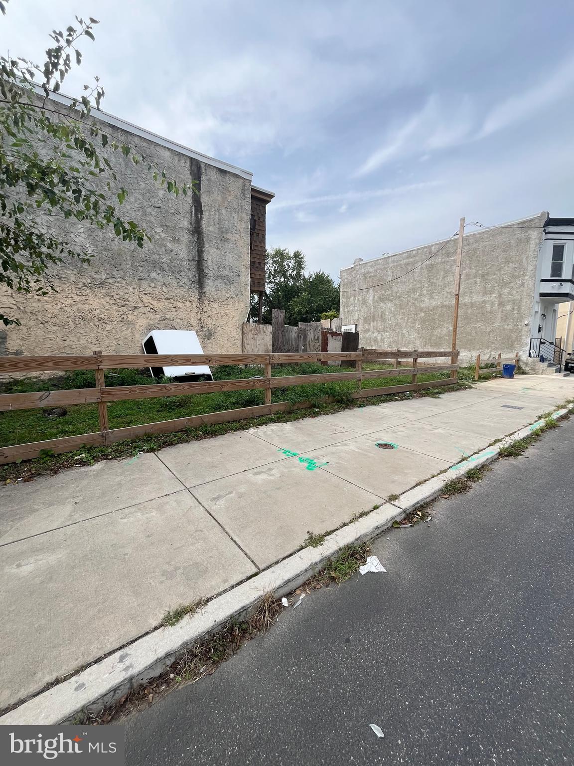 5423 W THOMPSON STREET