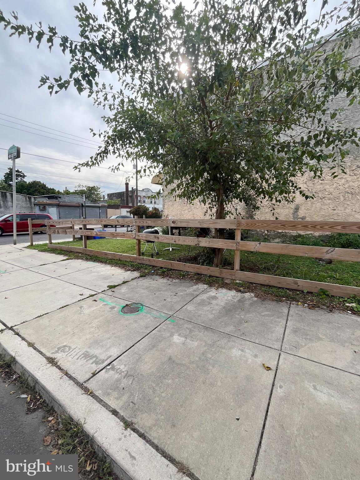 5423 W THOMPSON STREET