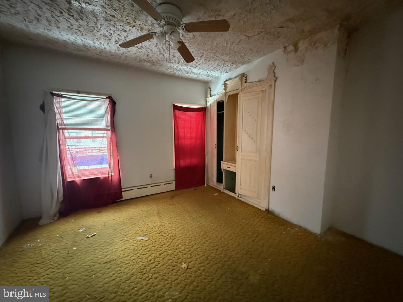 2102 E CLEARFIELD STREET