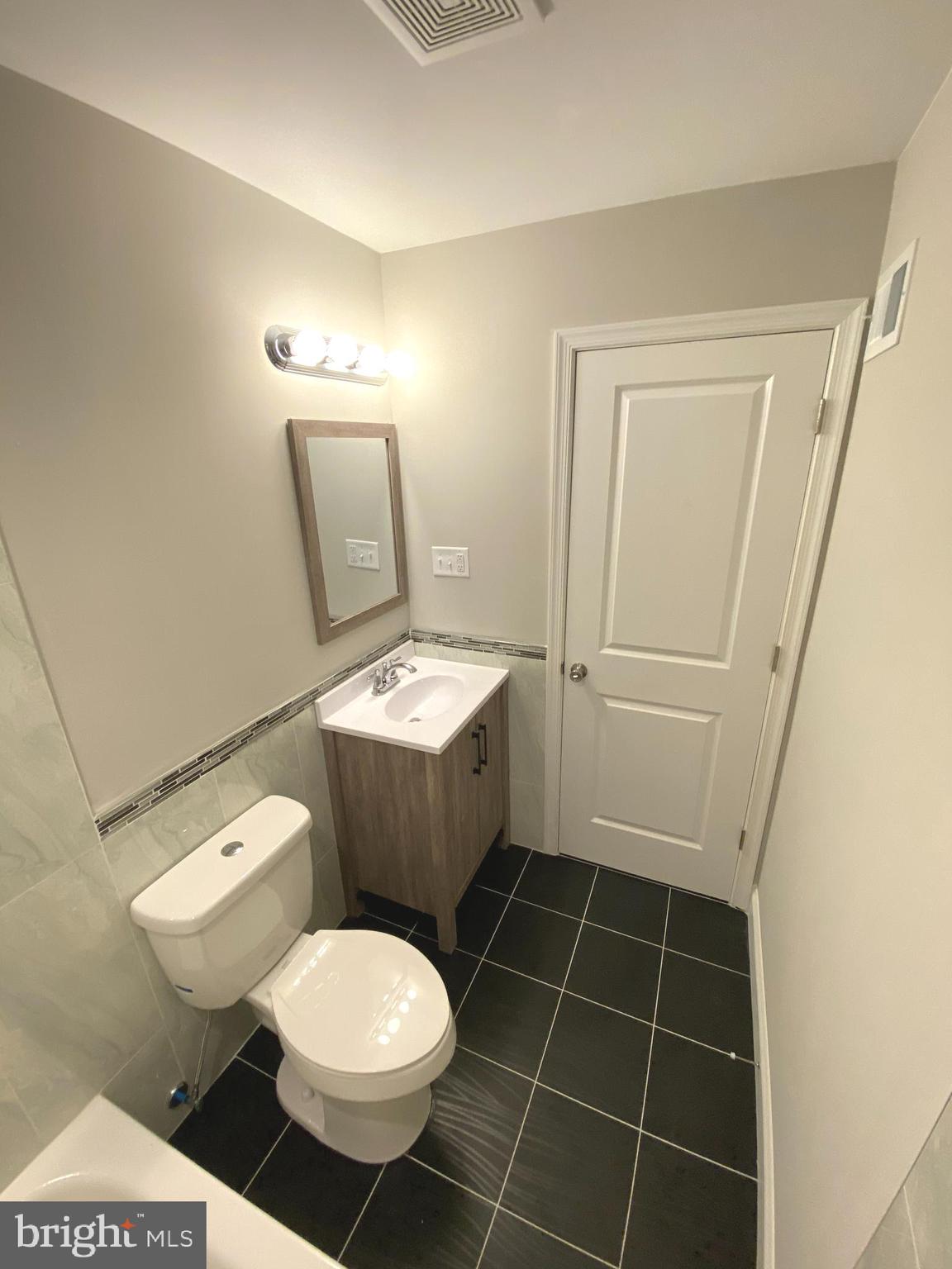 2324 S CROSKEY STREET