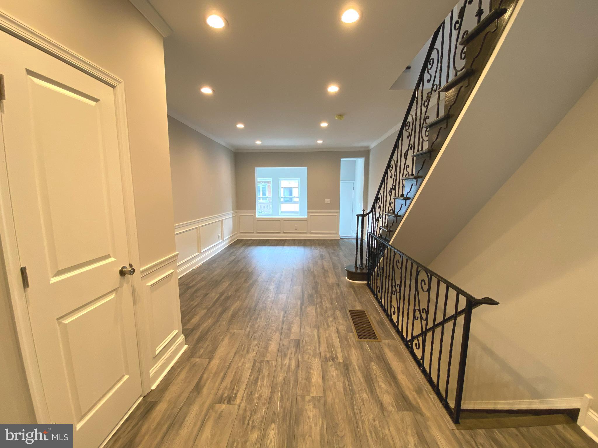 2324 S CROSKEY STREET