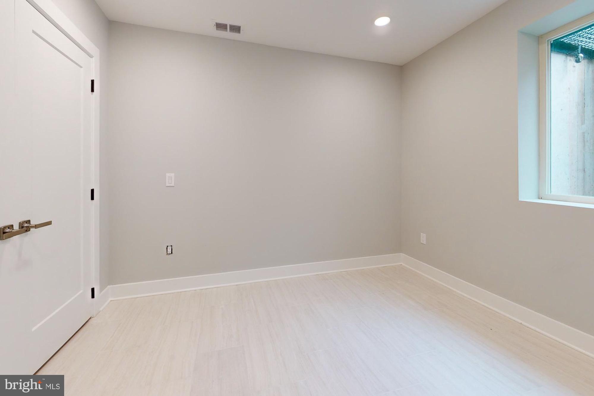 2640 N JESSUP STREET 1