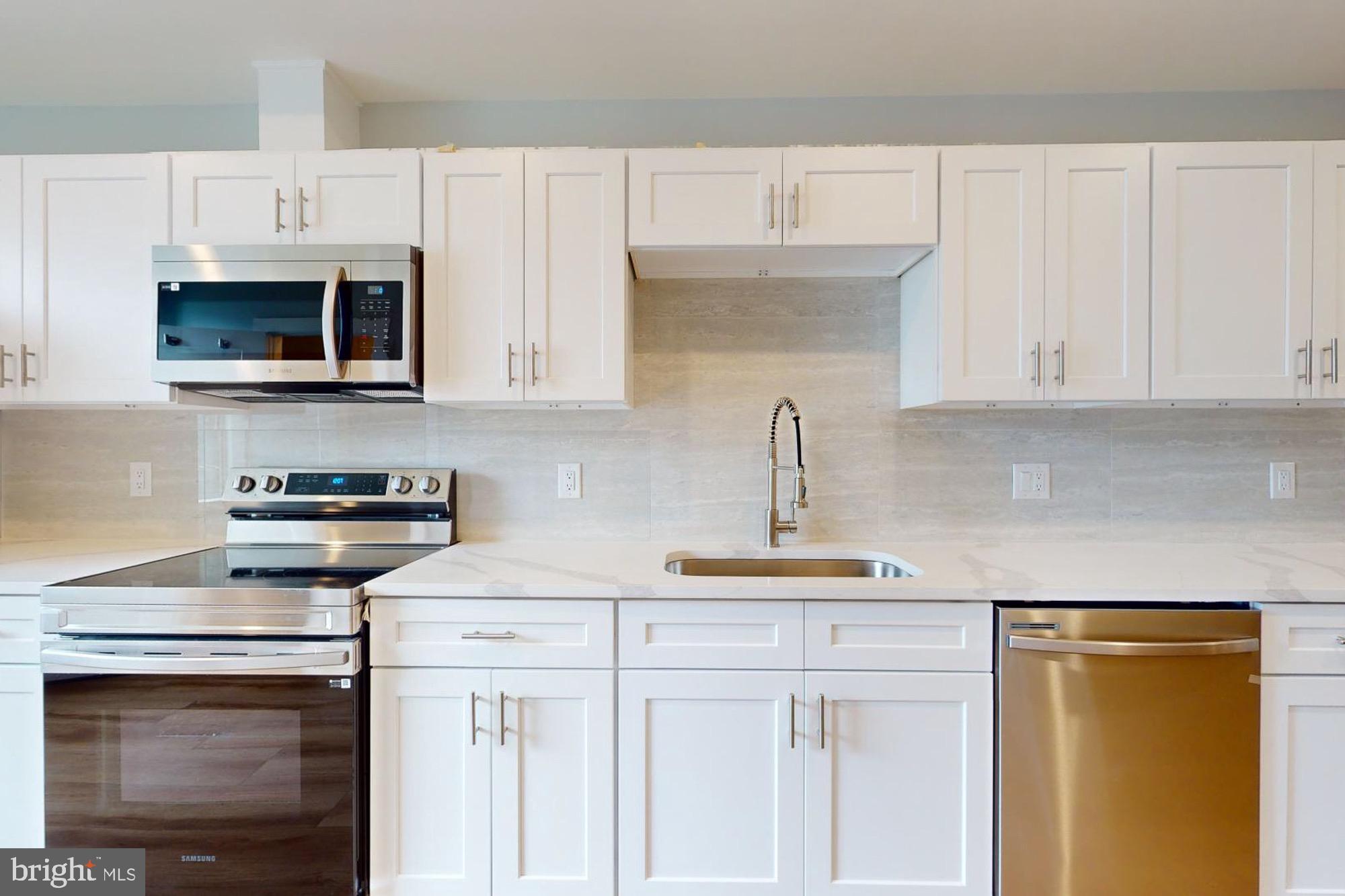 2640 N JESSUP STREET 2