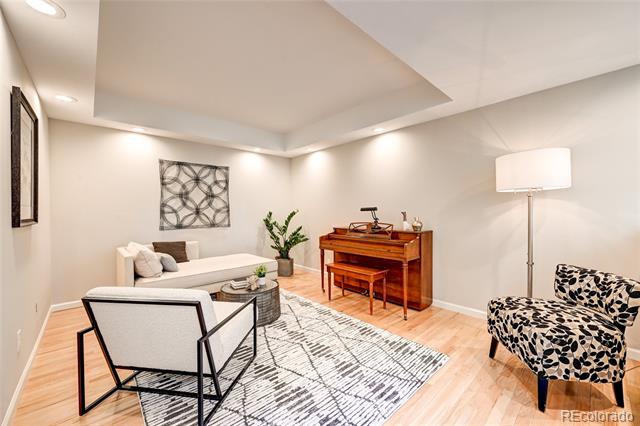 5745 W Mansfield Avenue Unit: 265