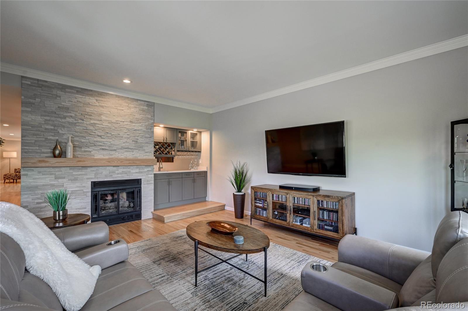 5745 W Mansfield Avenue Unit: 265