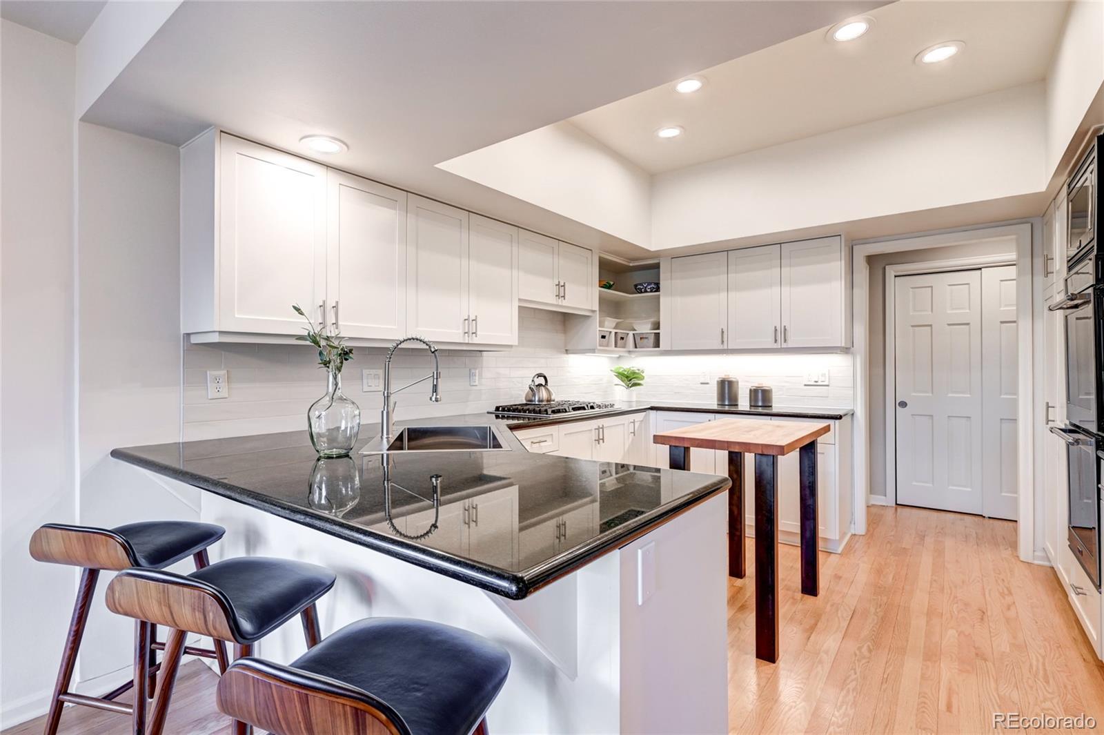 5745 W Mansfield Avenue Unit: 265