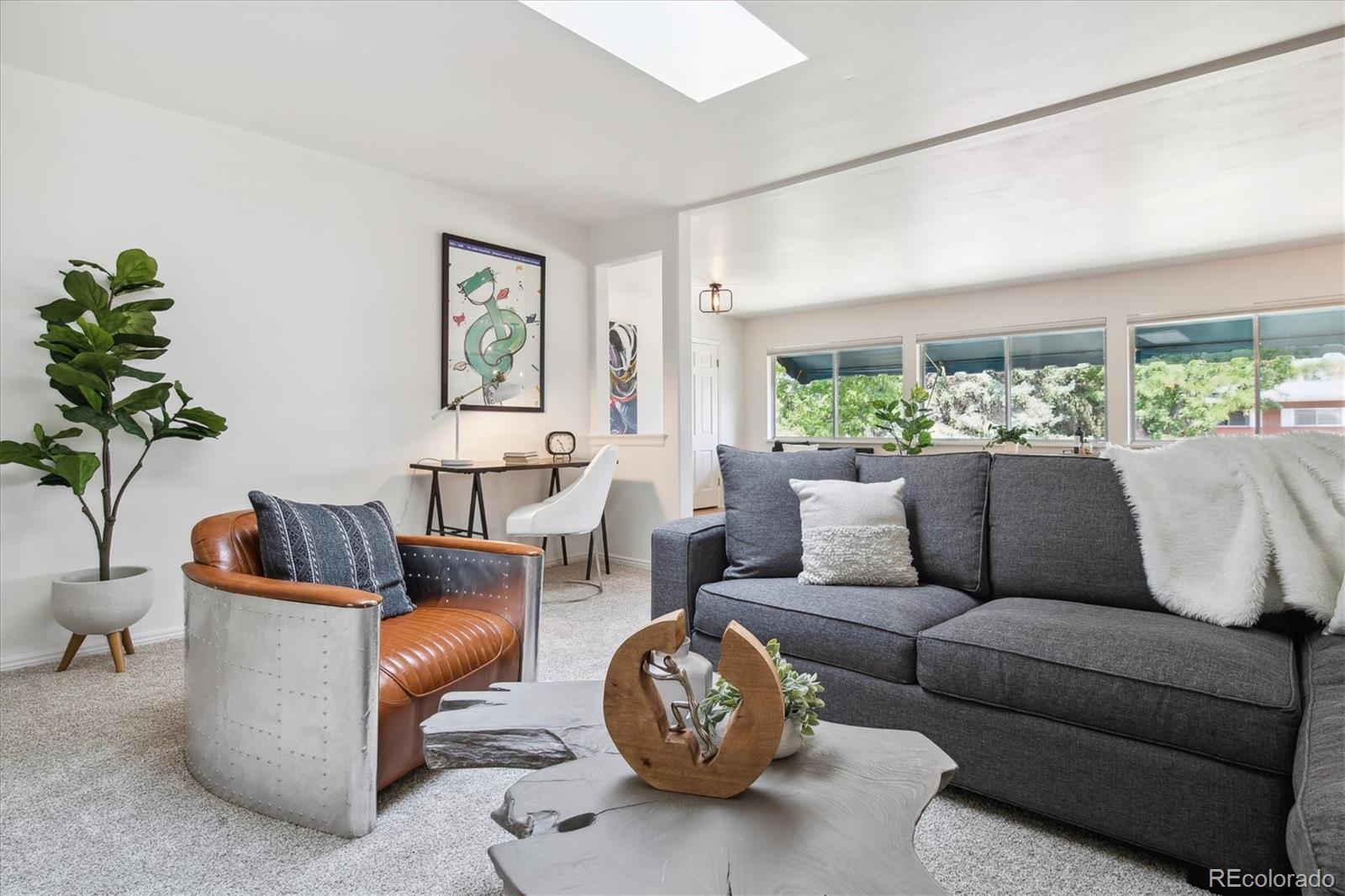 2205 S Holly Street Unit: 8