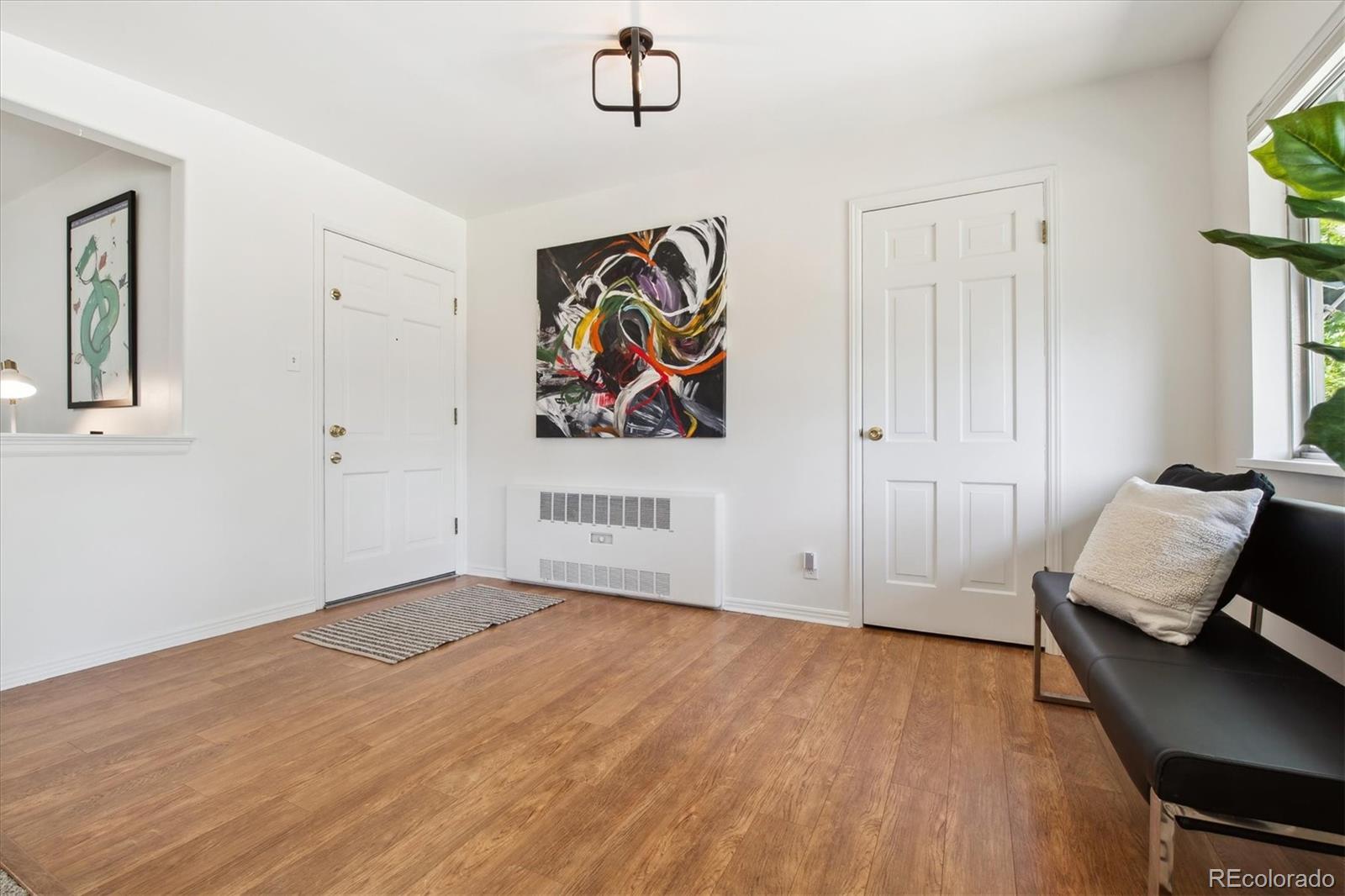 2205 S Holly Street Unit: 8